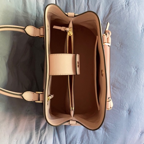 Tory Burch Tote - Picture 4 of 7